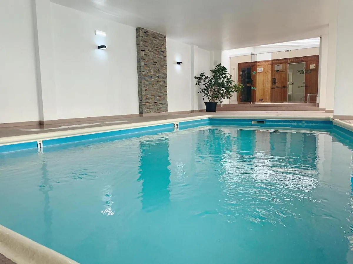 Aparthotel Calema Avenida Jardim Monte Gordo 3*,